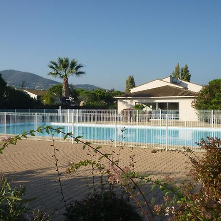 Les Jardins Du Golf - Mandelieu Apartman Kültér fotó