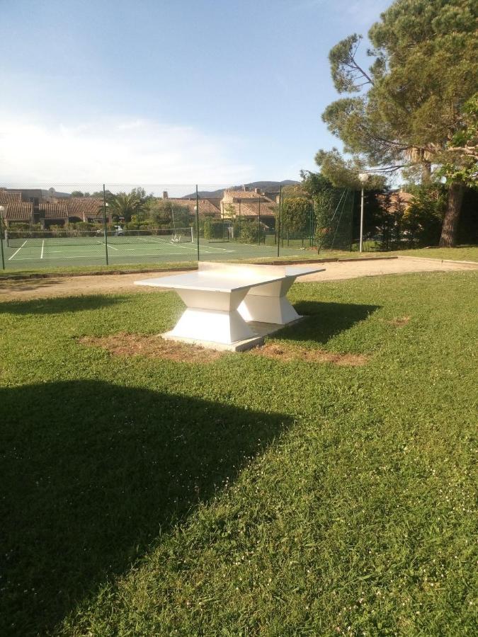 Les Jardins Du Golf - Mandelieu Apartman Kültér fotó